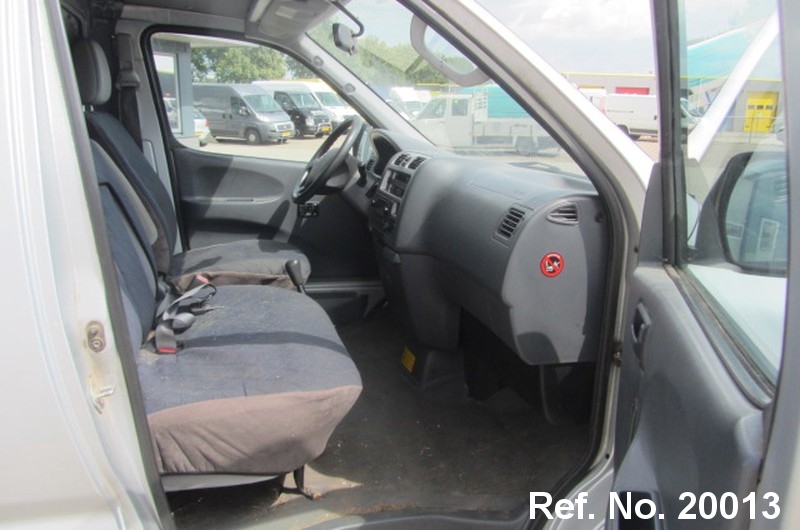  Toyota / Hiace Stock No. 20013
