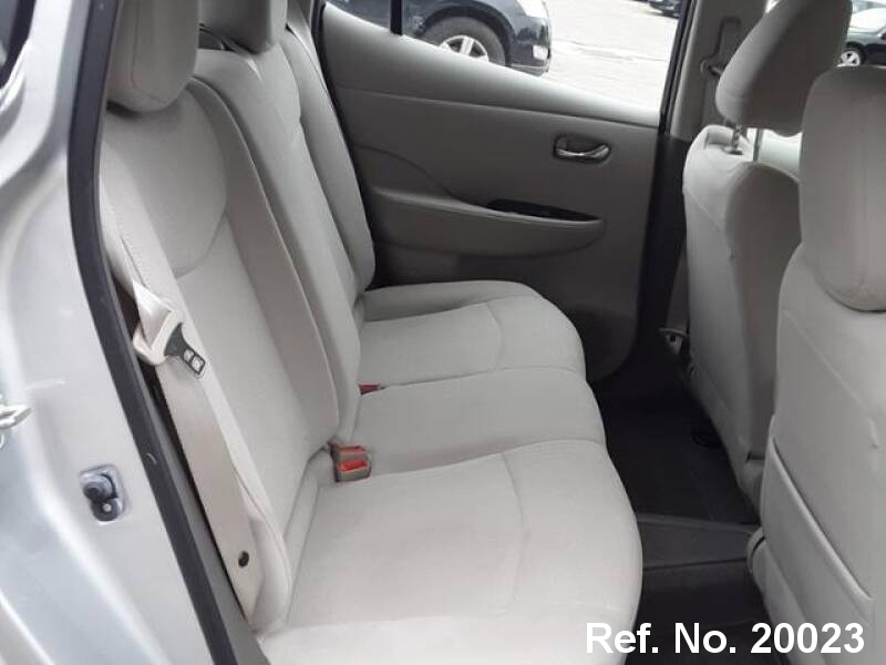  Nissan / Leaf Stock No. 20023